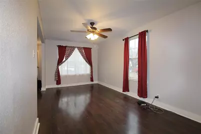 509 W Bullock Street, Denison, TX 75020 - Photo 8