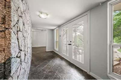 405 Chandler Lake Road, Fort Worth, TX 76103 - Photo 8