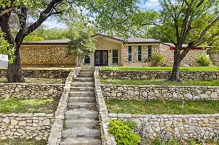 405 Chandler Lake Rd, Fort Worth, TX 76103 - Photo 1