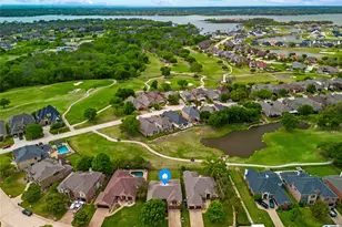 12241 Fairway Meadows Dr, Fort Worth, TX 76179 - Photo 4