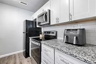 2604 Birmingham Ave, Dallas, TX 75215 - Photo 6