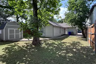 2604 Birmingham Ave, Dallas, TX 75215 - Photo 20