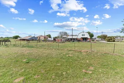 806 Dennis Road, Weatherford, TX 76087 - Photo 20