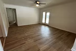 4122 W Rochelle Rd, Irving, TX 75062 - Photo 2