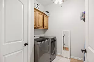 6300 Bellevue Ct, Granbury, TX 76049 - Photo 26