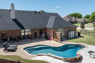 6300 Bellevue Ct, Granbury, TX 76049 - Photo 28