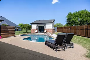 6300 Bellevue Ct, Granbury, TX 76049 - Photo 32