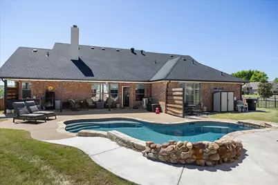 6300 Bellevue Court, Granbury, TX 76049 - Photo 2