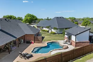 6300 Bellevue Ct, Granbury, TX 76049 - Photo 38