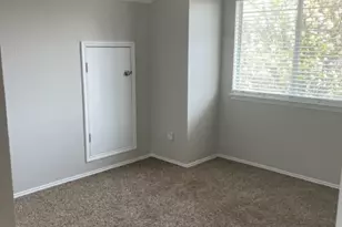 850 Warbler, Aubrey, TX 76227 - Photo 4