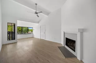 9600 Royal Ln, Dallas, TX 75243 - Photo 4
