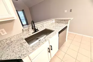 328 Marshall Creek Rd, Roanoke, TX 76262 - Photo 6