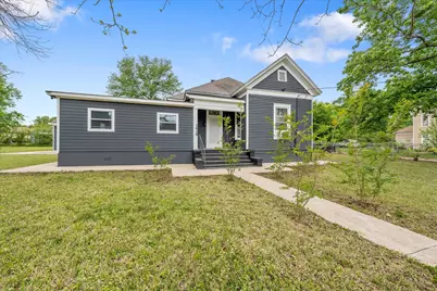 1419 N Sycamore, Palestine, TX 75801 - Photo 2