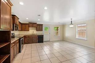 1203 S 1st St, Sherman, TX 75090 - Photo 6