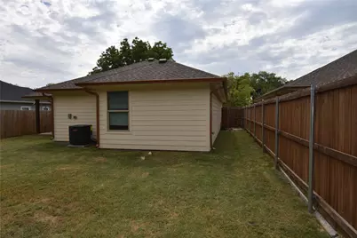 1203 S First Street, Sherman, TX 75090 - Photo 22