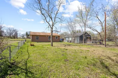 916 8th Street NW, Paris, TX 75460 - Photo 8