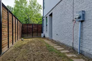 183 S Prairie Ave, Dallas, TX 75226 - Photo 6