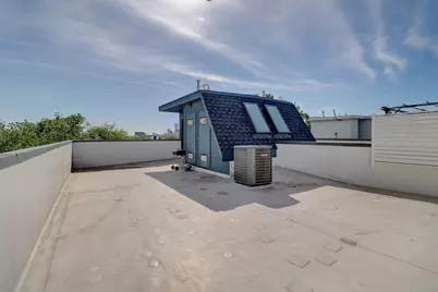 183 S Prairie Avenue, Dallas, TX 75226 - Photo 22