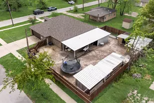 600 St Luke St, Terrell, TX 75160 - Photo 2