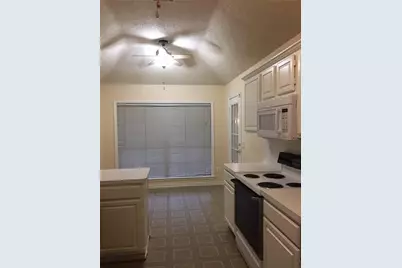 2127 Dover Drive, Carrollton, TX 75006 - Photo 2