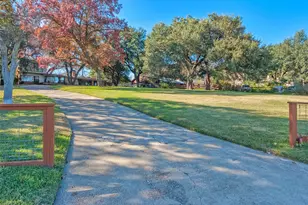 3505 W Lawther Dr, Dallas, TX 75214 - Photo 6