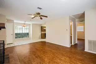 1108 W Houston St, Sherman, TX 75092 - Photo 6