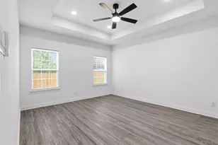 2611 Hunting Dr, Fort Worth, TX 76119 - Photo 8