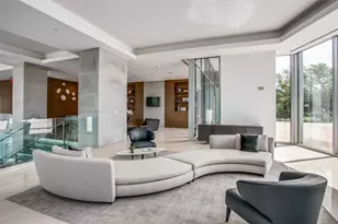 2900 McKinnon St, Dallas, TX 75201 - Photo 30