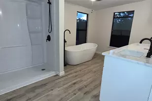 3819 Horseshoe Trail, Granbury, TX 76048 - Photo 20