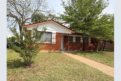 1701 Warren Lane, Fort Worth, TX 76112 - Photo 4