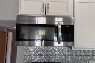 615 S Throckmorton St, Sherman, TX 75090 - Photo 4