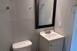 615 S Throckmorton St, Sherman, TX 75090 - Photo 10