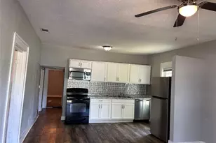 615 S Throckmorton St, Sherman, TX 75090 - Photo 2