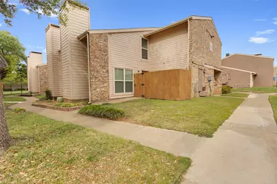 5516 Boca Raton Boulevard #321, Fort Worth, TX 76112 - Photo 1