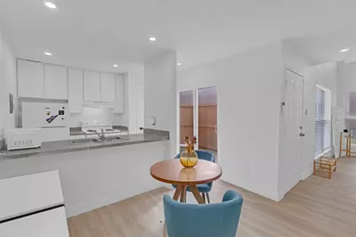 5516 Boca Raton Boulevard #321, Fort Worth, TX 76112 - Photo 8