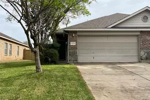 1334 Piedmont Dr, Mansfield, TX 76063 - Photo 2