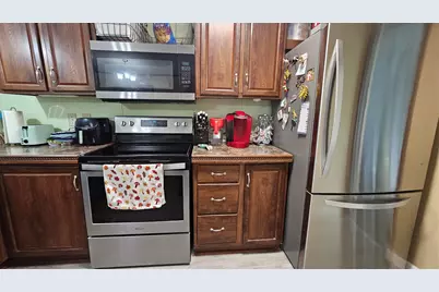 820 Ports O Call Drive, Granbury, TX 76048 - Photo 6