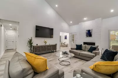 9015 Arborside Drive, Dallas, TX 75243 - Photo 6