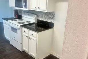 2301 Holly Dr, Euless, TX 76039 - Photo 14
