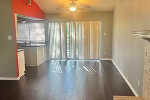 2301 Holly Dr, Euless, TX 76039 - Photo 22