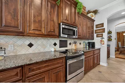 1108 Burkburnett Drive, Weatherford, TX 76087 - Photo 12