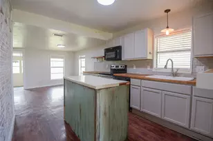 1002 Dodge St, Stephenville, TX 76401 - Photo 8