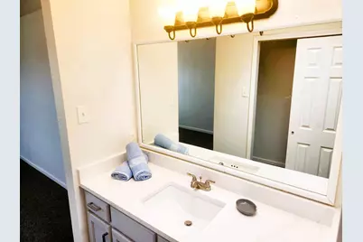 10379 Limestone Drive, Dallas, TX 75217 - Photo 8