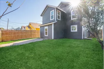 10379 Limestone Drive, Dallas, TX 75217 - Photo 16