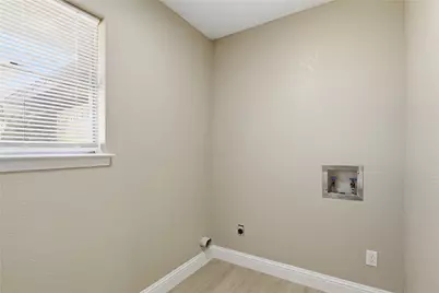 1910 Green Meadow Court, Arlington, TX 76013 - Photo 16