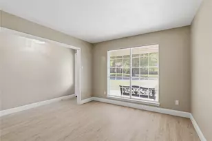 1910 Green Meadow Ct, Arlington, TX 76013 - Photo 6