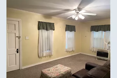 421 S 8th Avenue, Teague, TX 75860 - Photo 22