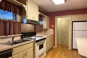 421 S 8th Ave, Teague, TX 75860 - Photo 14