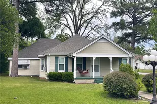 421 S 8th Ave, Teague, TX 75860 - Photo 1