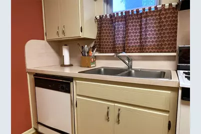 421 S 8th Avenue, Teague, TX 75860 - Photo 16